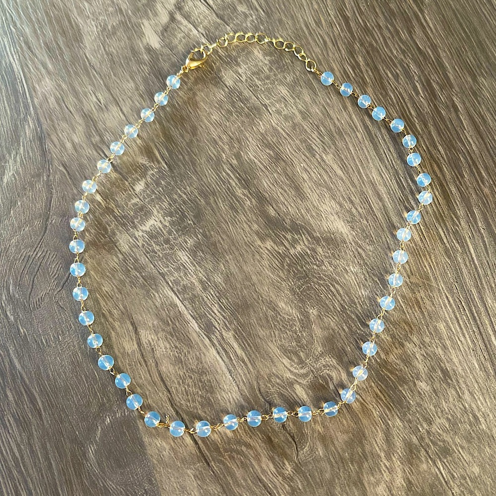 NWOT Translucent and Gold Beaded Choker